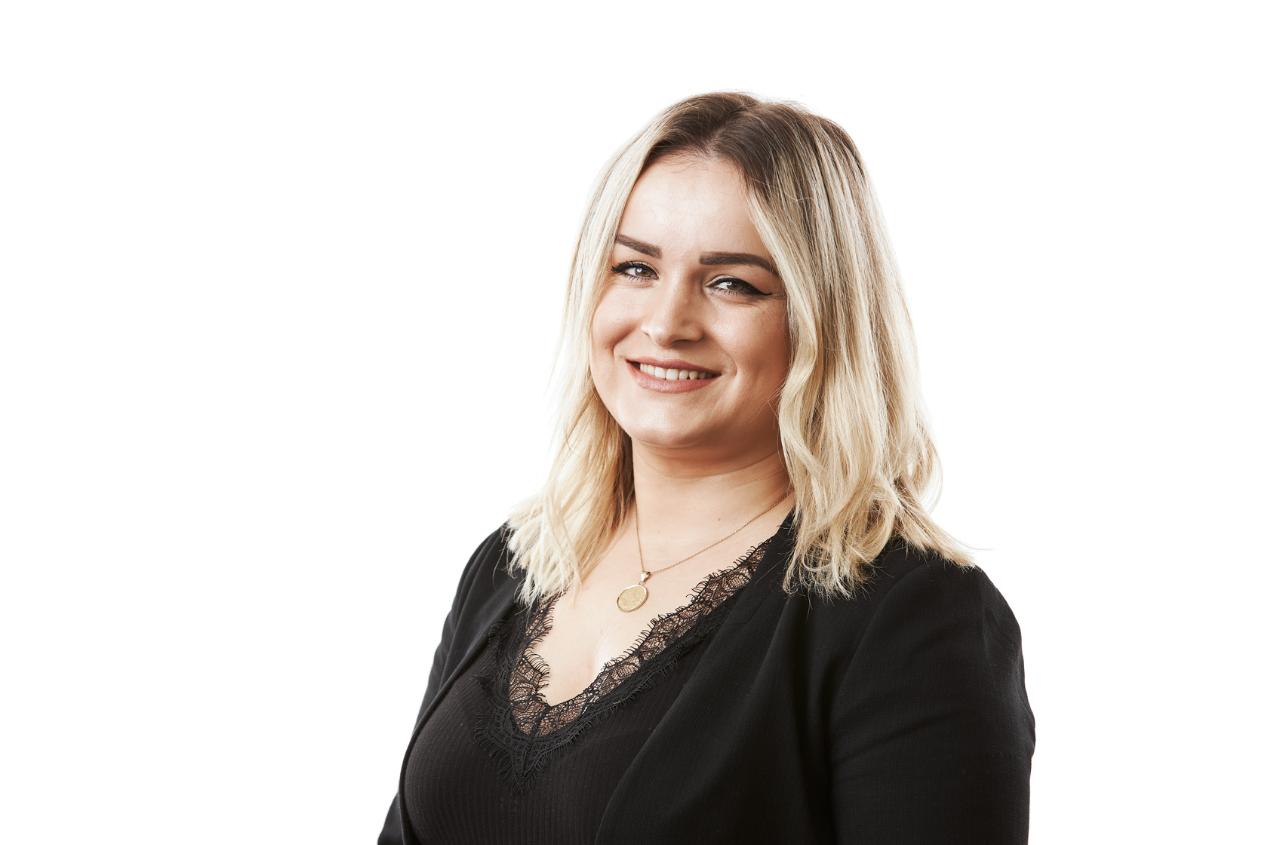 personalefoto-Valmira-Peci-Feka